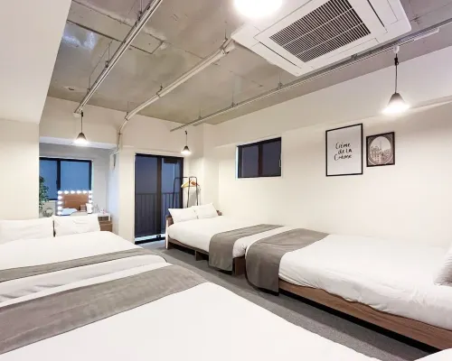 Heart of Fukuoka! 3min from Nakasu-Kawabata Station! A modern space, up to 10ppl, bars and nightlife 博多河畔城附近的飯店