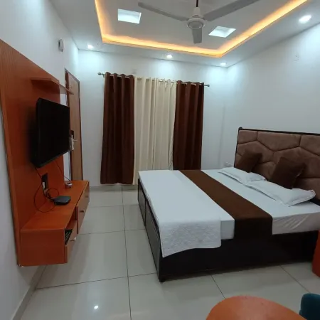 HOTEL SERAJ HEIGHTS