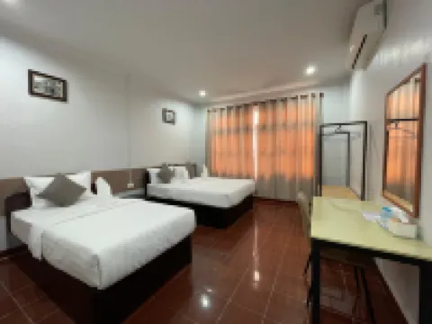 Savan Villa Hotel 沙灣拿吉酒店