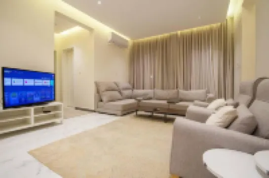 Elegant and Luxurious Apartment Al-Olaya