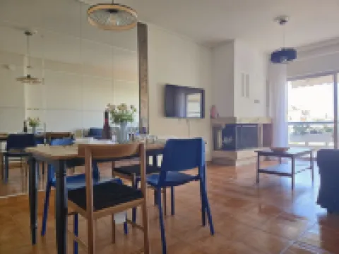 Spacious 3BR Apt w/ Large Balcony|Near Metro & ACS Hotels in Chalandri
