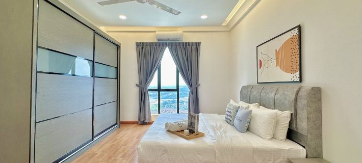 The Platino Near Paradigm Mall By Stayrene Hotels in Sekudai