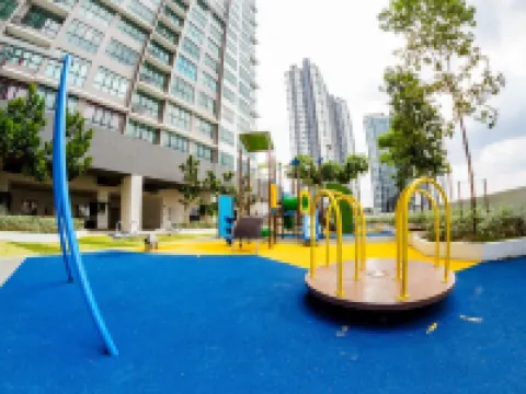 The Icon @ Conezion IOI City Mall Putrajaya 2BR, Poll View Hotels in Serdang