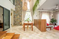 The B Relax House