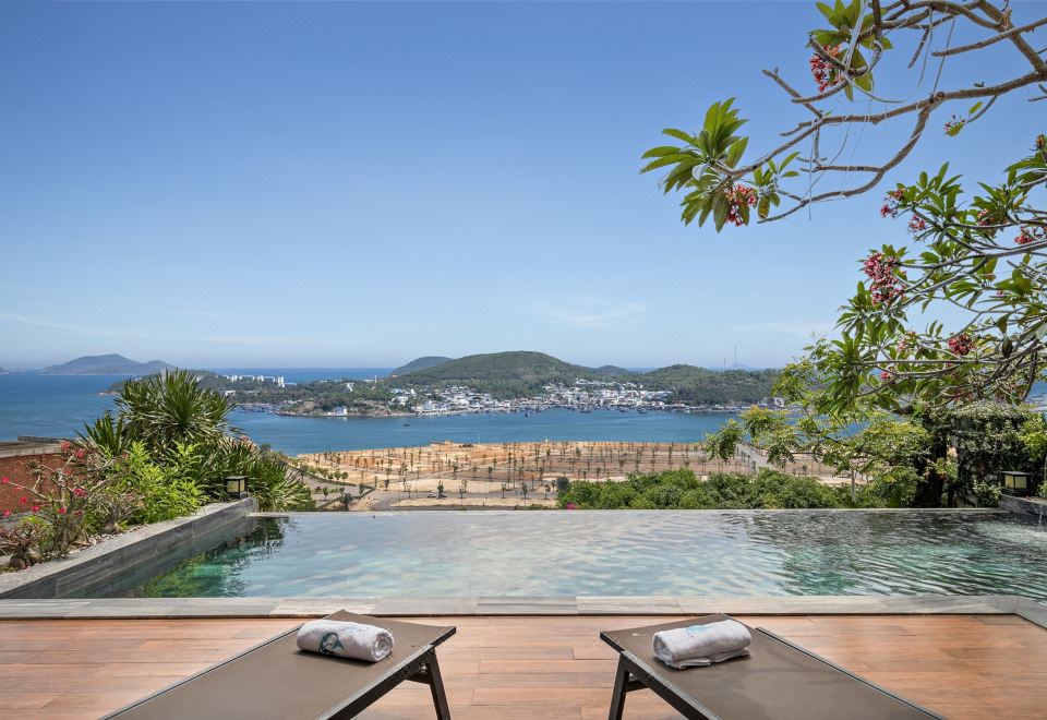 số điện thoại Ocean Front villa Nha Trang