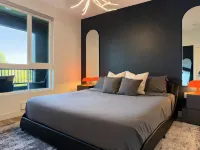 Stylish Stay 10 Min to Disneyland | Pool & GYM - Apartments