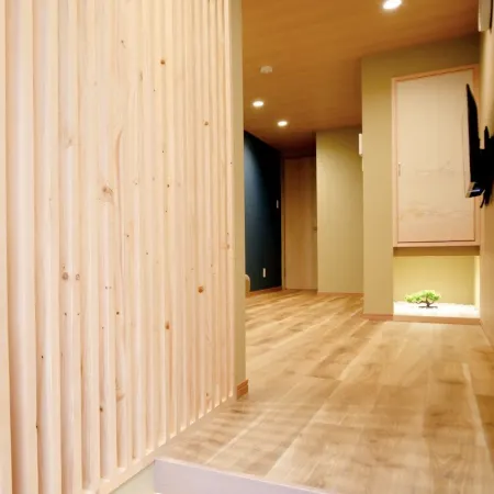 Entire building, near Dotonbori, Newly in 2025, maximum occupancy 8 people, 3 bedrooms, not shared.
