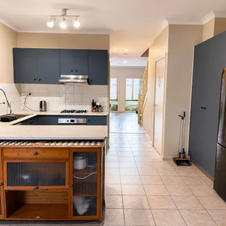 Family Townhouse in Wantirna | 3BR • 2.5BA