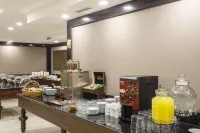 hotel antroyal - breakfast