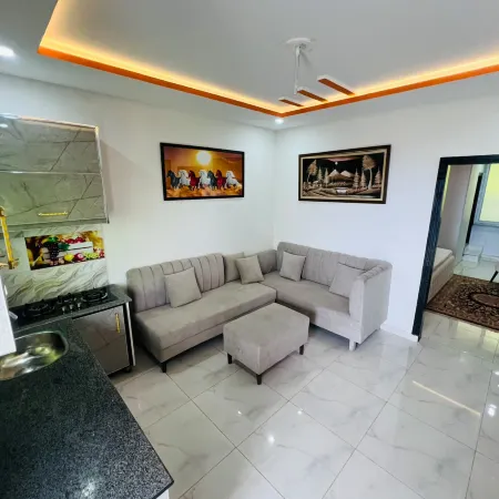Scenic Balcony Apartment Near Kashmir Point
