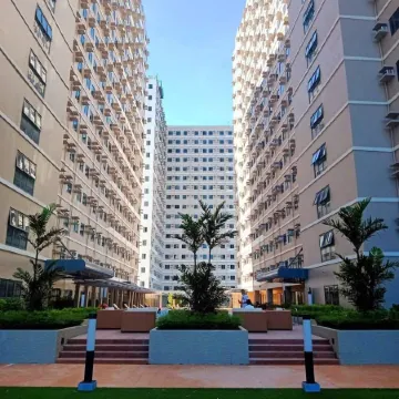 Acellyne Suites at Green 2 Residences with Netflix!