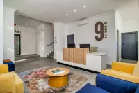 9 On Barrack - con vista montagne