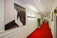 TheMusePyramidsINN