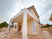 Aesthetic Muji Pool Villa in Ipoh | 5BR 24Pax Hotels in 