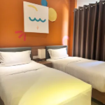 Luxebridge Hotel