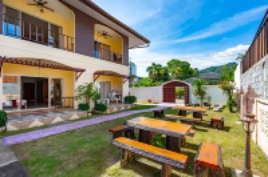 Chernin Apartment Suites