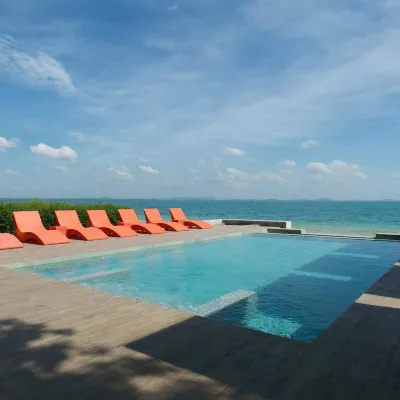 Samed Amoris Resort & Pool Villa Hotels near Noi Na Beach