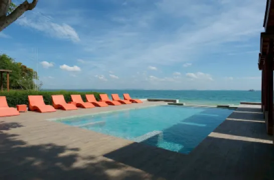 Samed Amoris Resort & Pool Villa Hotel berhampiran Pangkalan Koh Samet