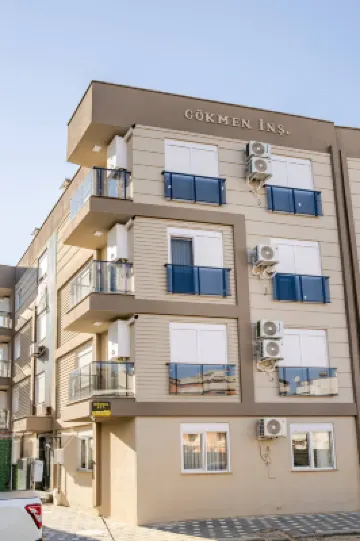 2 Bedroom Cozy Apartment