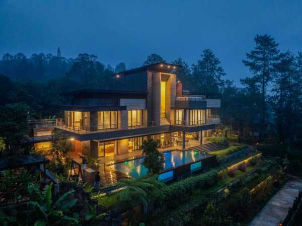Intragama Villa Hotels in Cisarua