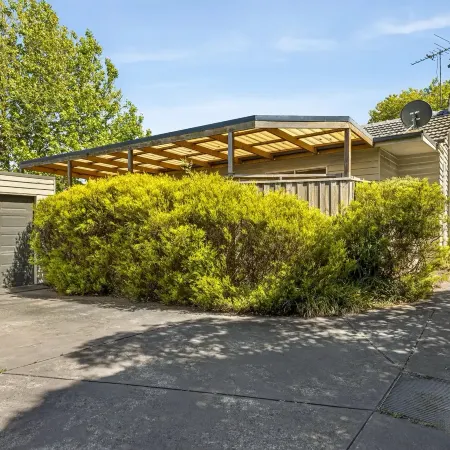 Ringwood holiday house