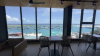 Luxury Rooms with Pool & Gym / 10mins from Airport - Condos