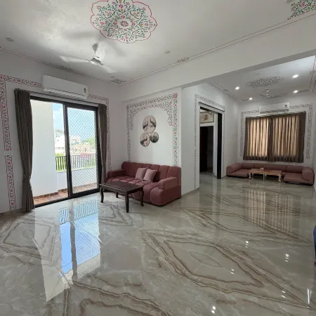Rani Mahal - 2BHK Heritage Style Suite