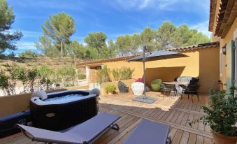 The Loft - Jacuzzi - Calm & Quiet place