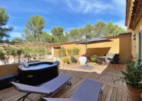 The Loft - Jacuzzi - Calm & Quiet place Hotel a Ventabren