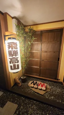 [Mina's LanternHouse] 1 house (3 bedrooms/8 beds/2 parking lots)