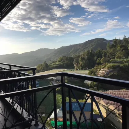 Cameron Nova Highlands Resorts I