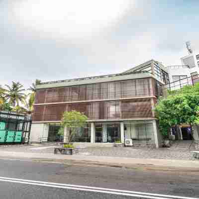 Lavendish Beach Resort Hotel Exterior