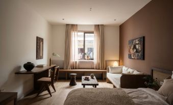 A STAY IN Hanoi