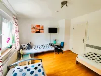 Sundeck – upper floor apartment for up to 6 people Hotels in Laupheim