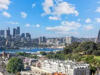 CBD Luxury| 1BR Harbour Views & Premier Facilities Hotels in Barangaroo