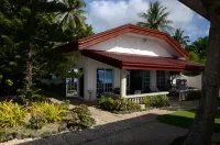 Palmelía Beach Resort Hotel a 