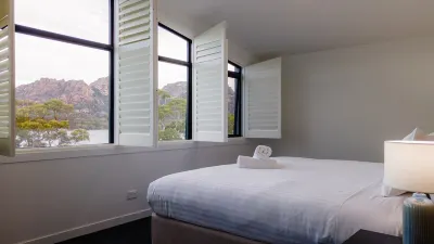 Freycinet on the Bay Hotels near Coles Bay Jetty