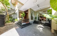 1000m2 Private Villa 32 An Duong Tay Ho