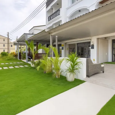 Cloud Home B&B Xiaoliuqiu · Pool & KTV Villa Hotels near Liouchiou Yu Lighthouse
