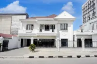 Hotel O Sm Raja Guest House Hotels in 