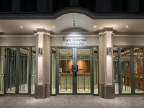 TUAN Hotel Bangkok near MRT Itsaraphap station Hotels near Wat Arun