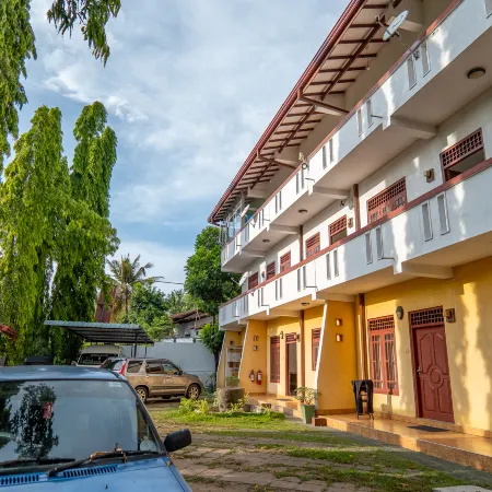 Airport Green View Hotel