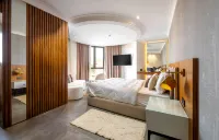 Fashion Boutique Hotel - مسبح على السطح