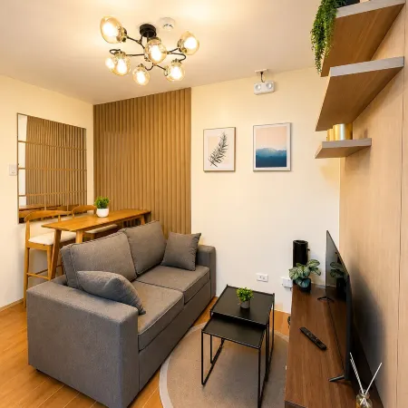 Davao Condo 2BR at Seawind with Fast Wifi, Netflix, Near Airport & Samal Ferry