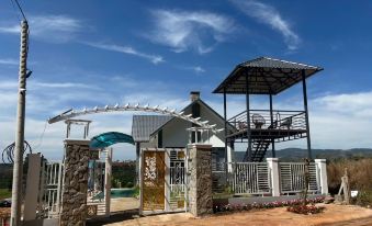 Pine hill villas & Camping
