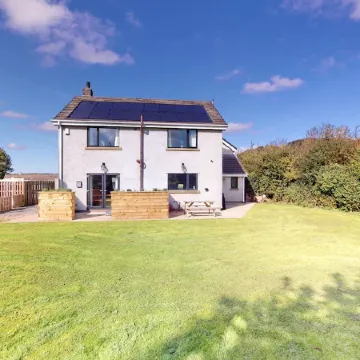 Low Greenlands Holiday Park - Luxury House With Hot Tub & Luxury Glamping Pod Holidays & Breaks