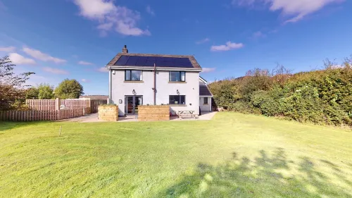 Low Greenlands Holiday Park - Luxury House With Hot Tub & Luxury Glamping Pod Holidays & Breaks