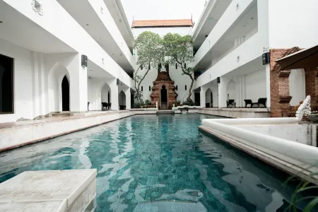 Lanna Oriental Mae Rim Отели рядом с достопримечательностью «Elephant POOPOOPAPER Park Chiang Mai»