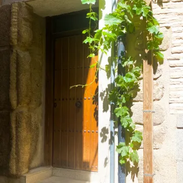 Roman Cave Suite * Flexible check-in