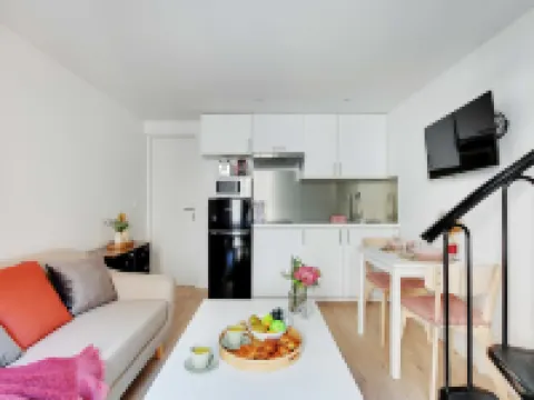 Elegant Apartment - 1BR/2P- Next to Paris Hotels in Le Kremlin-Bicetre